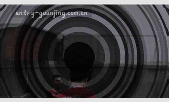手绘折线图旁摆放放大镜与数据表格